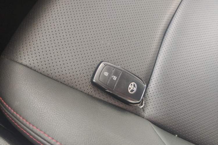 Used Toyota FRONTLANDER 2022 2.0L CVT Leading Edition