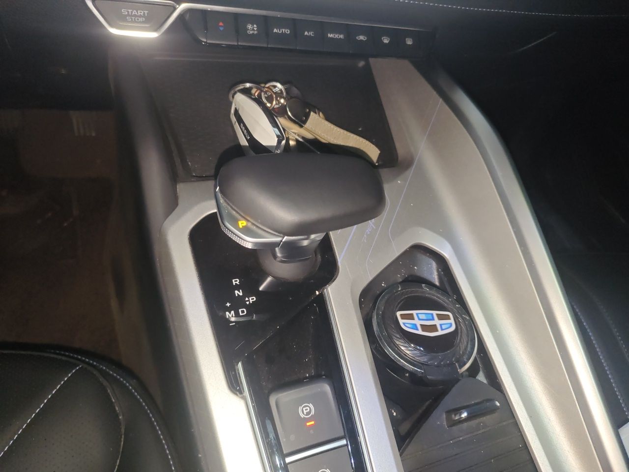 Geely Auto Preface 2025 Dongfang Yao 1.5TD Fuyao Edition — снимка 14