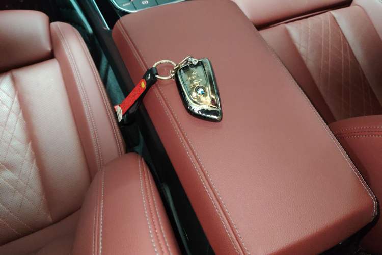 Used BMW i3 2022 eDrive 35 L
