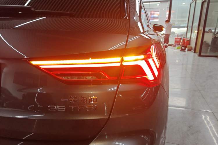 Used Audi Q3 2023 35 TFSI Fashion Dynamic Model (1.5T)
