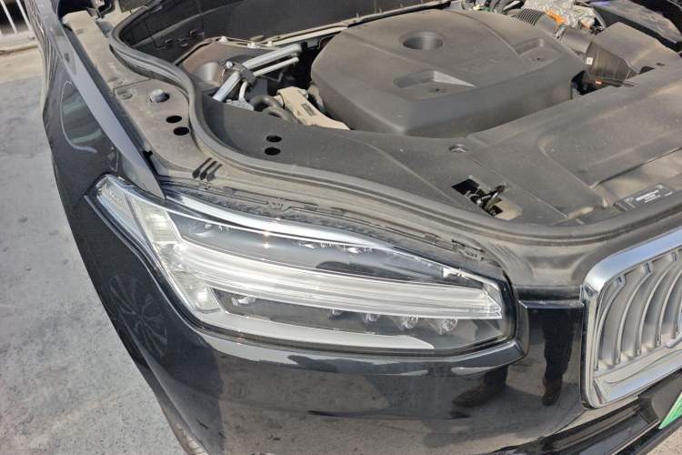 Used Volvo XC90 New Energy 2025 T8 Luxury Prestige 7-Seater Right Front Headlight