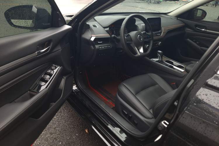 Used Nissan Teana 2021 2.0L XL Upper AD1 Smart Drive & Navigation Edition Driver Seat