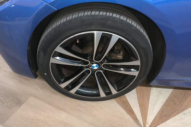 Used BMW 3 Series 2019 320Li M Luxury Package Left Front Wheel Hub