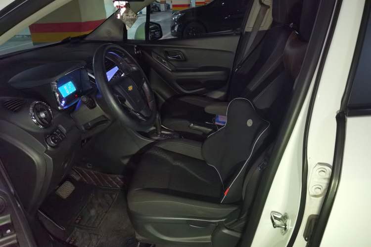 Used Chevrolet Trax 2016 1.4T Automatic Two-Wheel Drive Comfort Version with Sunroof Left Front Seat