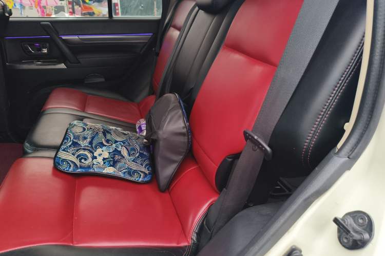 Used Mitsubishi Pajero 2020 Collection Edition 3.0L Automatic Prestige Off-Road Version
