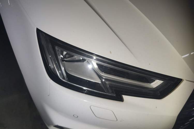 Used Audi A4L 2017 40 TFSI Sport Edition
