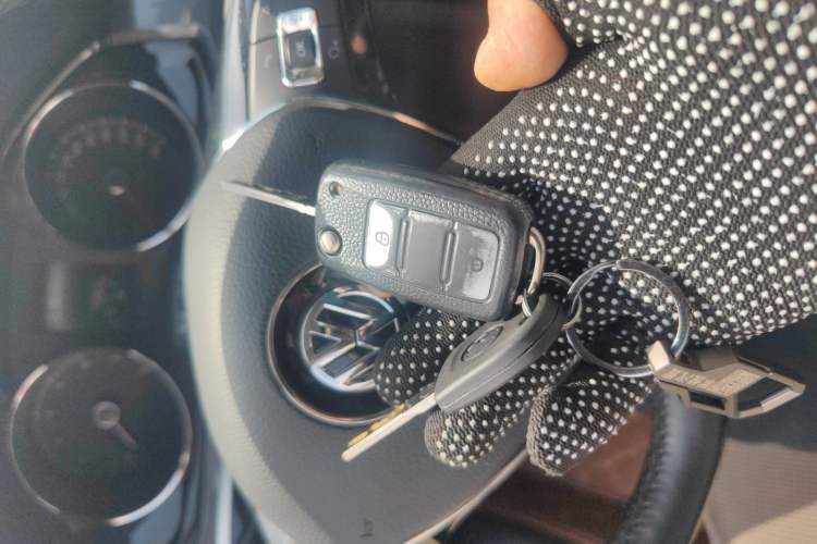 Used Volkswagen C-TREK 2018 1.5L Manual Comfort Model Vehicle Key