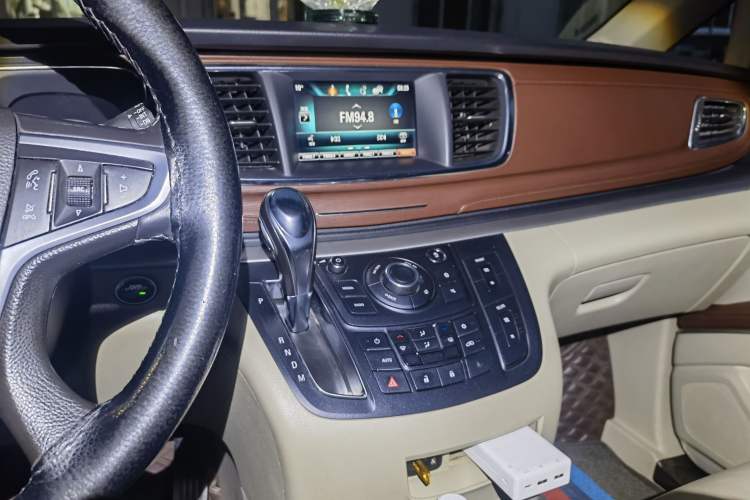 Used Buick GL8 2017 25S Luxury Version China V Standard
