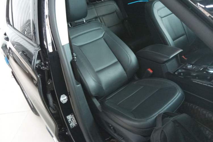 Used Ford Explorer 2020 EcoBoost 285 4x4 Trend Edition 7-Seater