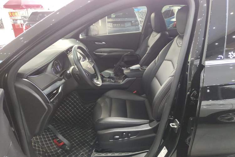 Used Cadillac XT4 2021 28T Two-Wheel Drive Luxury Version
