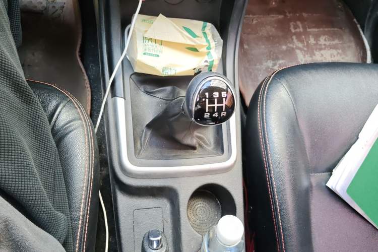 Used JDMC T7 2016 2.8T Two-Wheel-Drive Flagship Version with Extended Wheelbase JE493ZLQ4CB