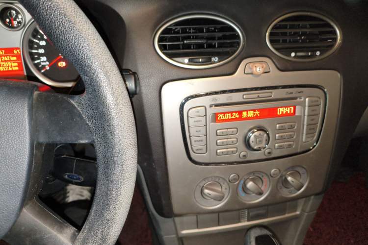 Used Ford Focus 2012 Hatchback Classic 1.8L Automatic Base Model
