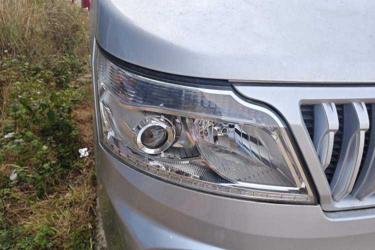 Used Chana Ruixing M60 2023 1.5L GDI Comfort-Class Passenger Vehicle 6/7 Seats