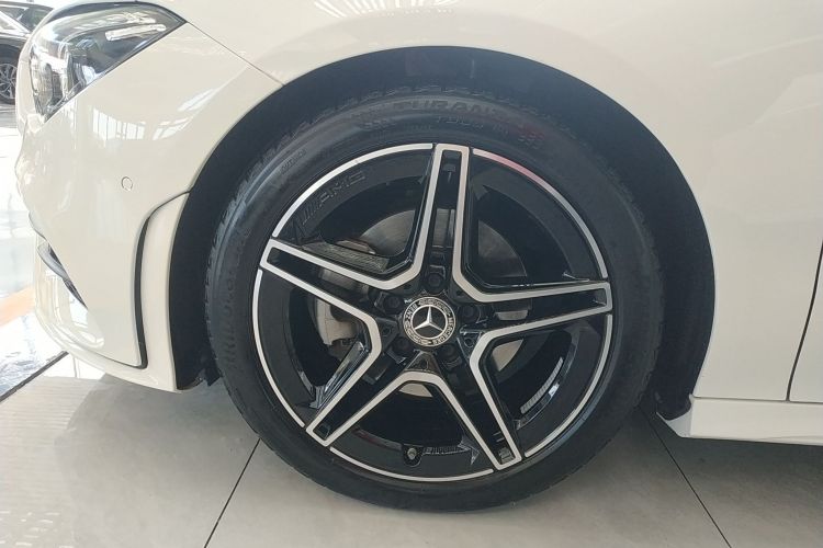 Used Mercedes-Benz CLA 2022 CLA 200 4MATIC Left Front Wheel Hub