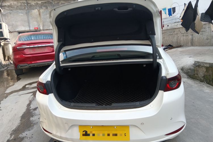 Used Mazda 3 Axela 2022 2.0L Automatic ZhiXuan Edition
