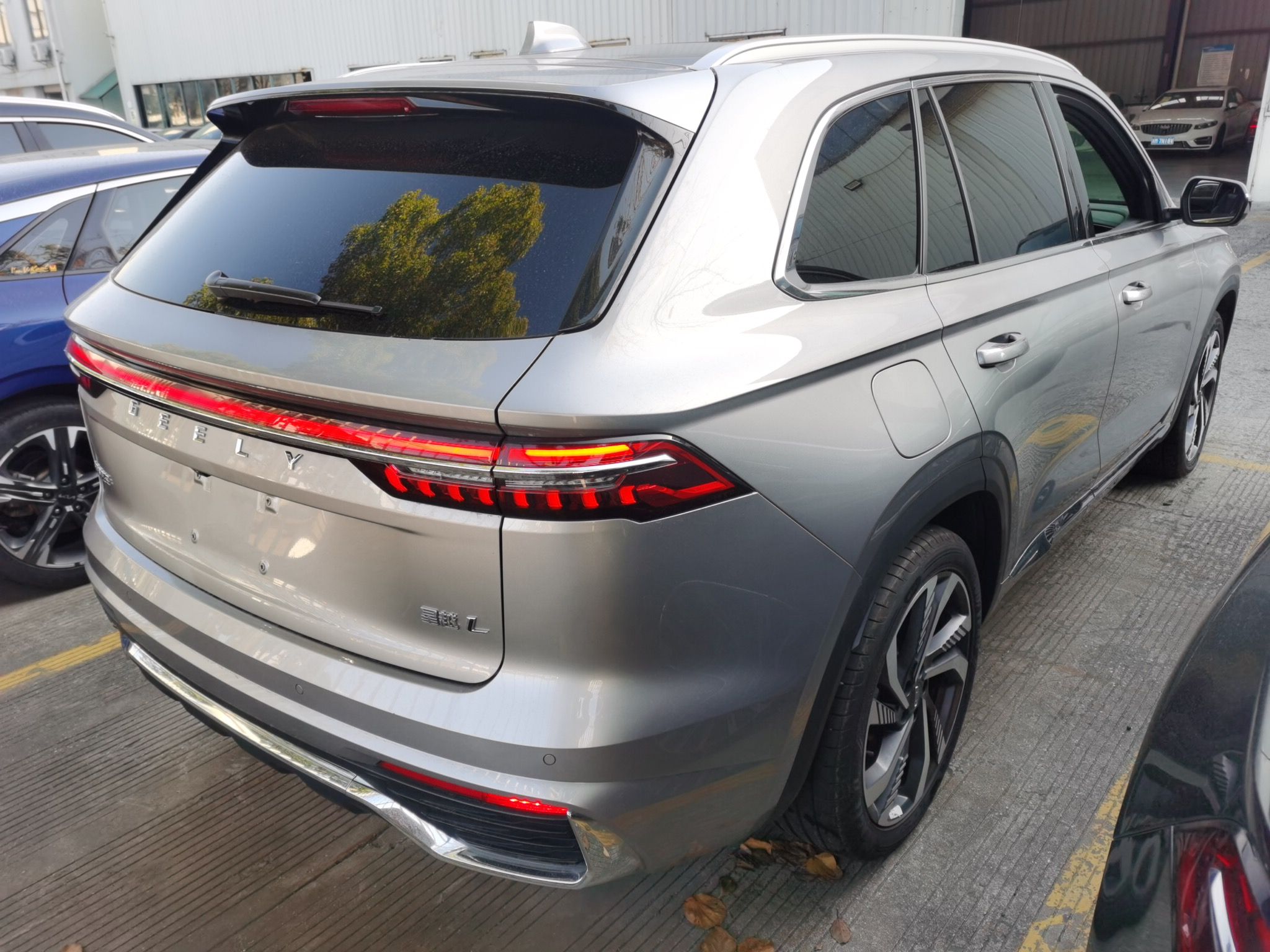 Geely Auto Monjaro L 2024 2.0TD High-Power Automatic Two-Wheel Drive Skyline Edition — снимка 5