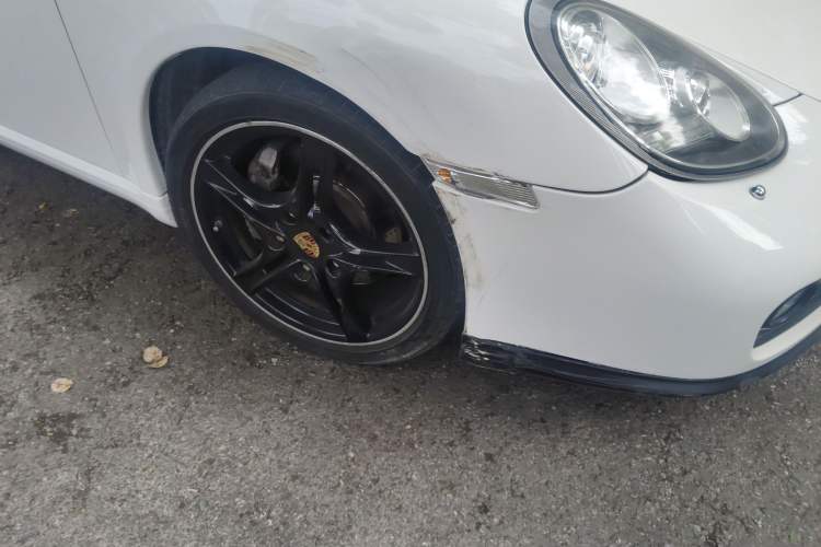 Used Porsche Cayman 2012 Cayman Black Edition 2.9L Right Front Wheel Hub