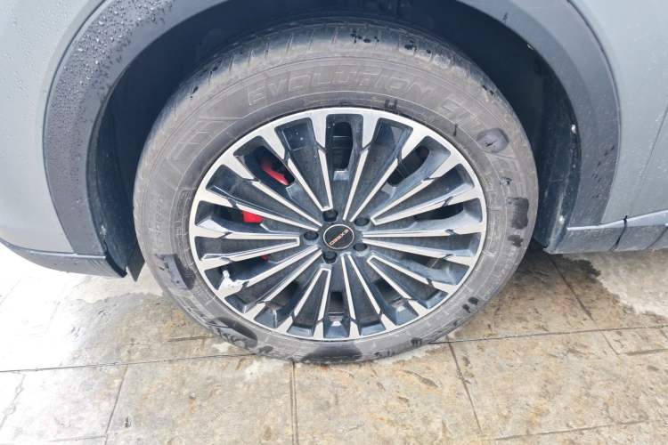 Used EXEED Stellar 2023 400T Two-Wheel Drive Comfort Flyfish Edition Left Front Wheel Hub