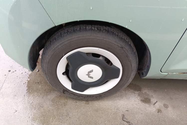 Used Wuling Hongguang MINIEV 2021 Macaron Premium Model – Lithium-NMC
