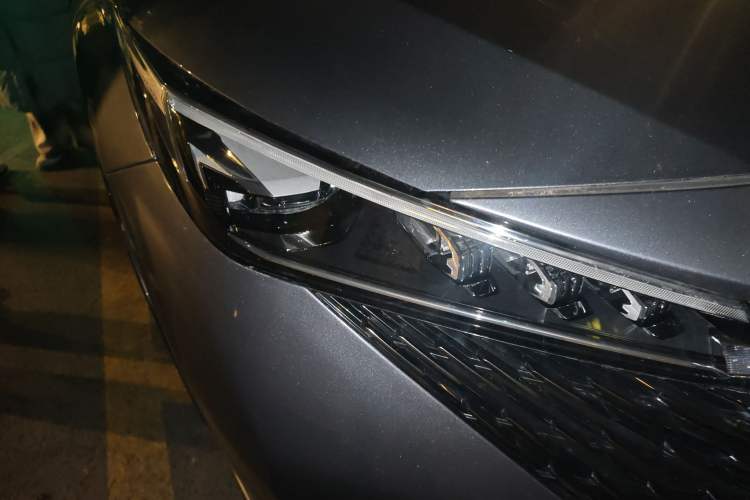 Used Roewe RX5 2023 1.5T Elite Edition