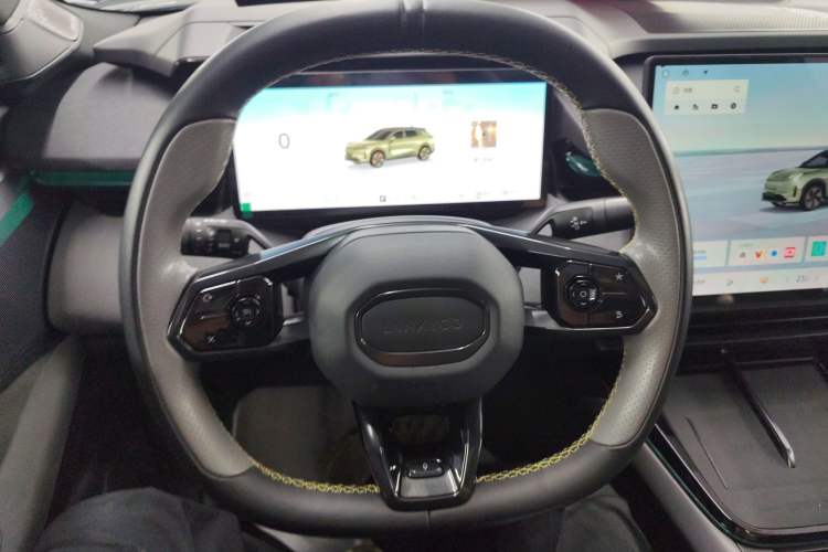 Used Lynk & Co 08 EM-P 2023 220km All-Wheel-Drive Performance Halo