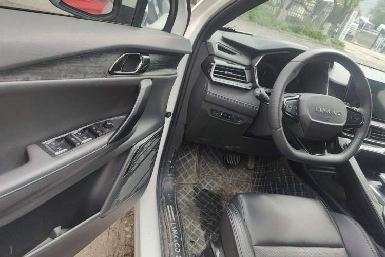 Used Lynk & Co 06 2023 Remix 1.5T JinPro