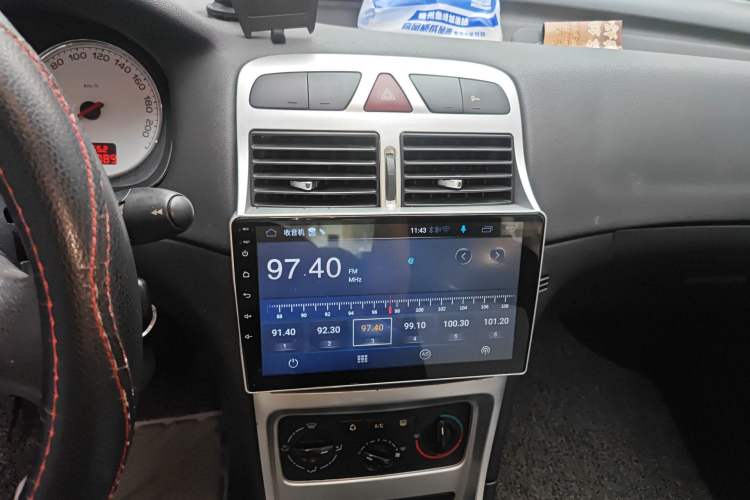 Used Peugeot 307 2010 Sedan 1.6L Manual Comfort Edition Audio And AC Panel