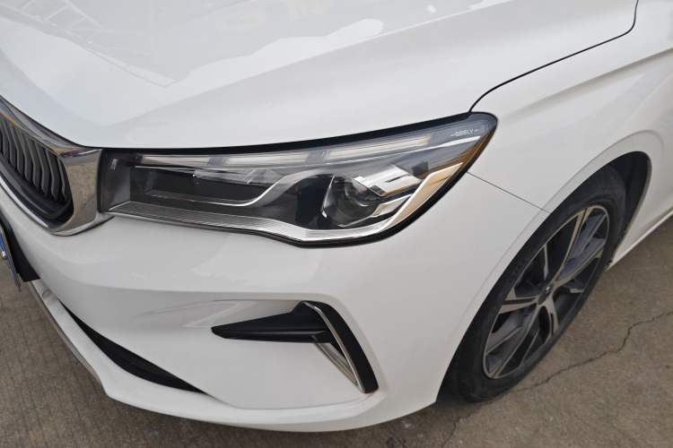 Used Geely Auto Emgrand 2022 4th Generation 1.5L CVT Flagship Model Left Front Headlight