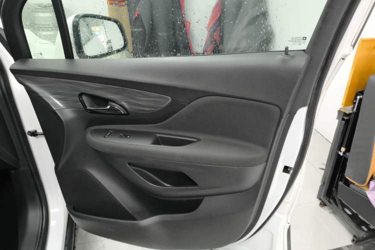 Used Buick Encore 2018 18T Automatic Two-Wheel Drive Urban Leading Model
