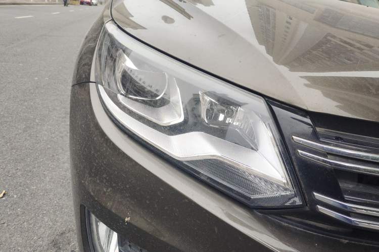 Used Volkswagen Tiguan 2017 300TSI Automatic Two-Wheel Drive Silk Road Comfort Edition
