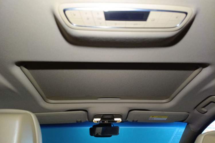 Used Buick GL8 2021 ES Land Cruiser 653T Luxury Edition
