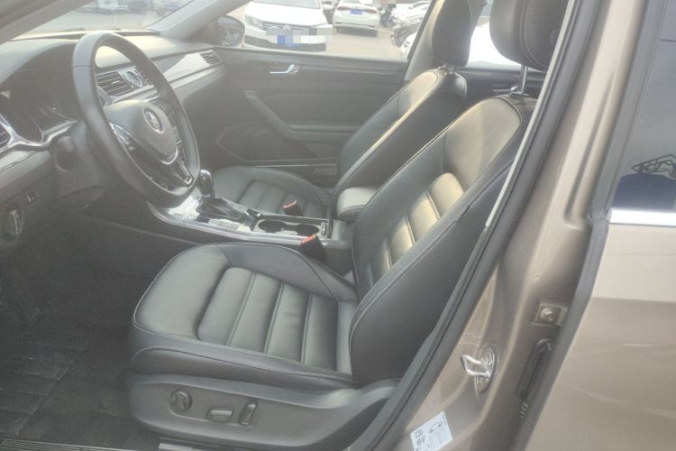 Used Volkswagen Passat 2017 280TSI DSG Luxury Edition Left Front Seat