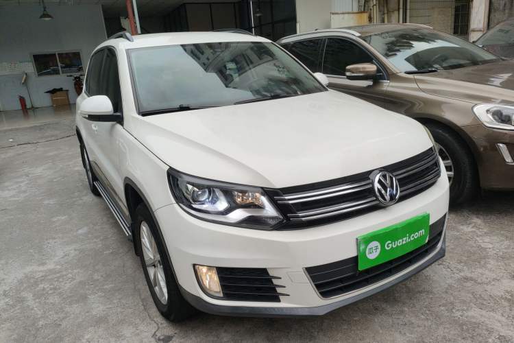 Used Volkswagen Tiguan 2015 1.8TSI Automatic Two-Wheel Drive Comfort Edition Front Right 45 Deg