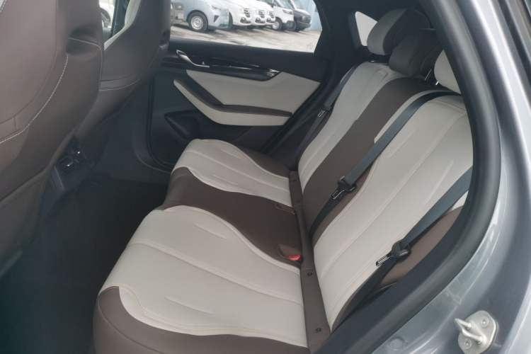 Used BYD Qin PLUS 2024 HONOR Edition DM-i 55KM Leading Model
