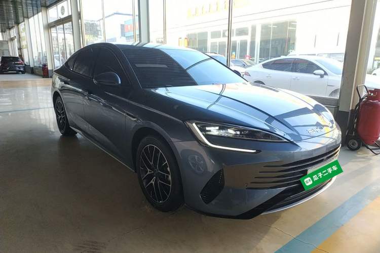 Used BYD Seal 07 DM-i 2025 DM-i 1.5L 125km Elite Model Front Right 45 Deg