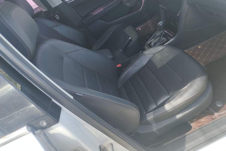 Used Volkswagen Bora 2017 1.6L Automatic Comfort Model Right Front Seat