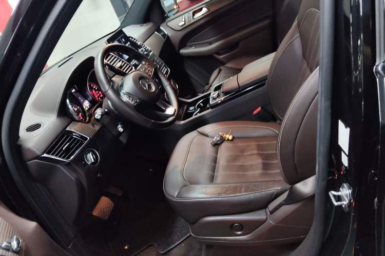 Used Mercedes-Benz GLE 2019 GLE 320 4MATIC Dynamic Edition Prestige Model
