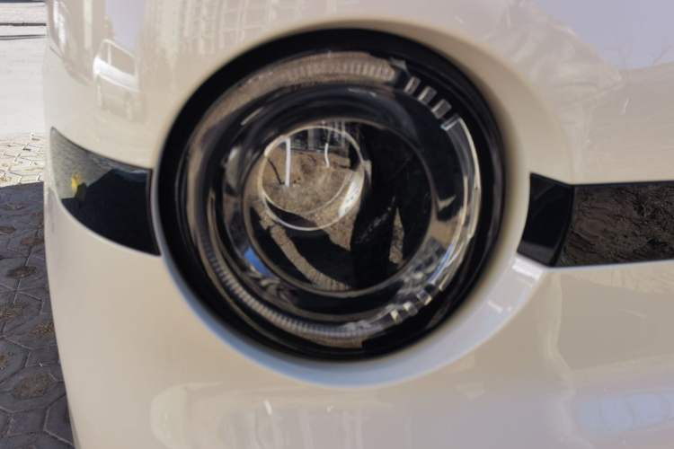 Used Geely Galaxy Panda 2025 210 km – Yuanqi Bear Right Front Headlight
