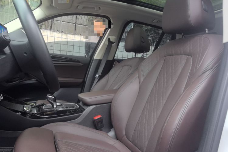 Used BMW X3 2022 xDrive25i M Sport Package Left Front Seat