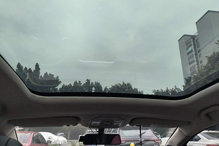 Used BYD Song MAX 2018 1.5T Automatic Smart Connect Elite Model with 6 Seats