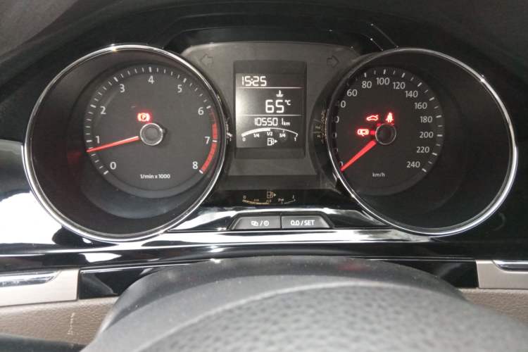 Used Volkswagen Bora 2014 1.6L Manual Comfort Model Odometer Close Up