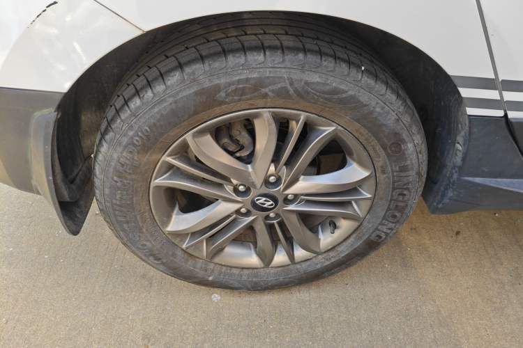 Used Hyundai ix35 2015 2.0L Automatic 2WD Smart Version China V Standard