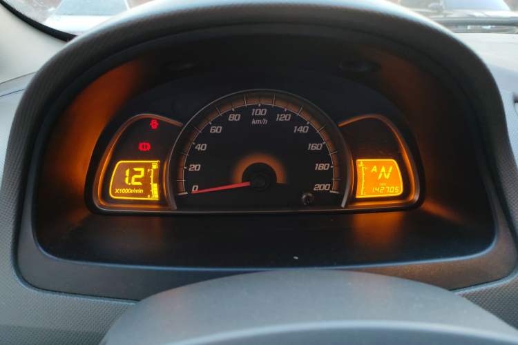 Used Chevrolet Sail 2010 Sedan 1.2L AMT Ideal Edition