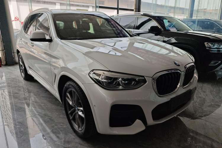 Used BMW X3 2020 xDrive25i M Sport Package Front Right 45 Deg