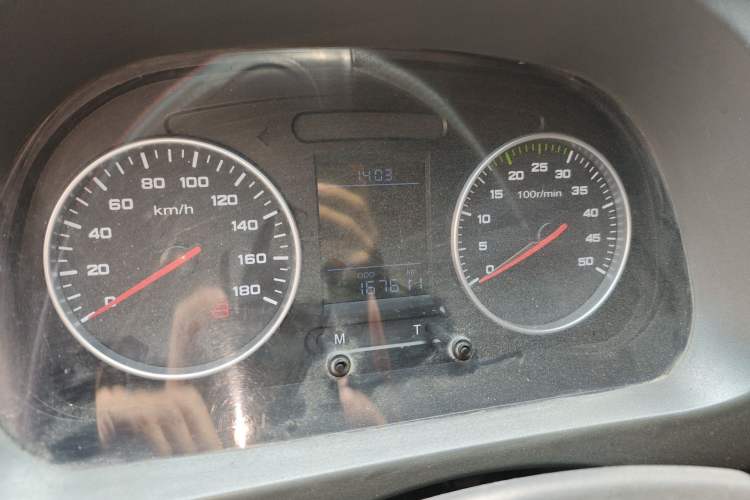 Used Iveco Daily 2017 2.5T A35 Low-Roof 5-7 Seater Passenger Van 47Z5 Instrument Cluster