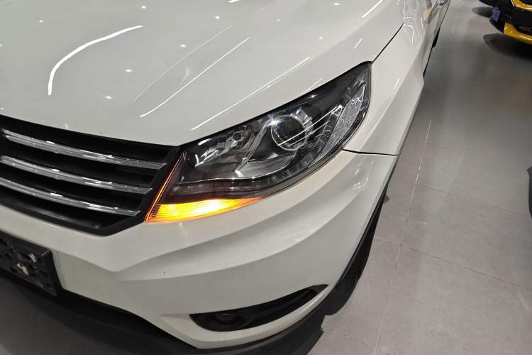 Used Dongfeng Fengon 580 2017 1.5T CVT Luxury Model
