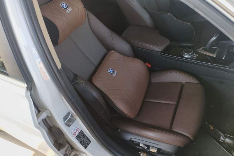 Used BMW 3 Series 2019 320Li Fashion Model
