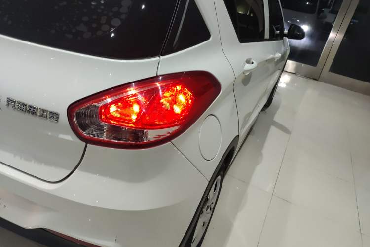 Used Baojun 310 2016 1.2L manual Comfort trim level