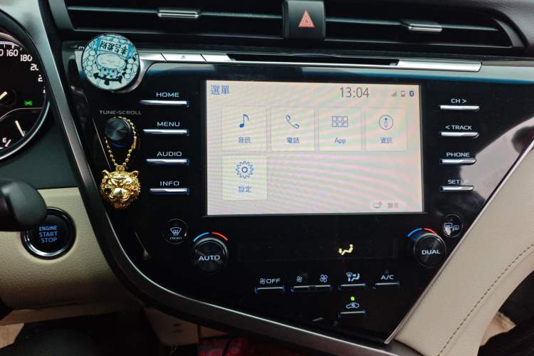 Used Toyota Camry 2018 2.5G Luxury Edition Audio And AC Panel