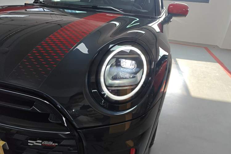 Used MINI JCW 2025 JOHN COOPER WORKS
